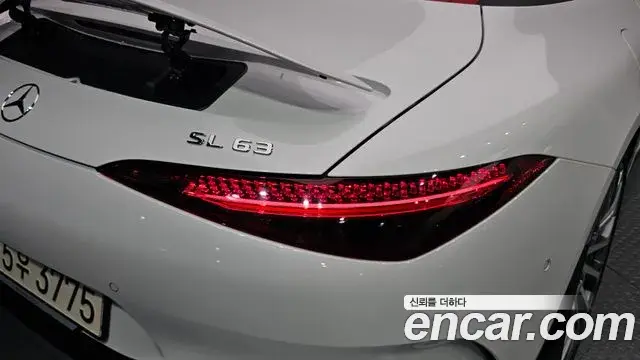 Mercedes-Benz SL-Class 2023 — ფოტო 28/30
