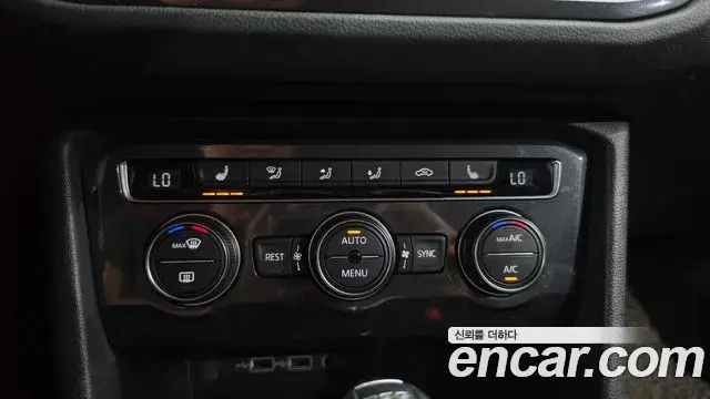 Volkswagen Tiguan 2018 — Фото 12/20