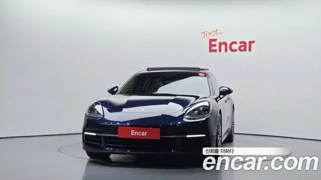 Porsche Panamera 2018 — Фото 3/20
