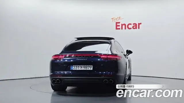 Porsche Panamera 2018 — Фото 4/20
