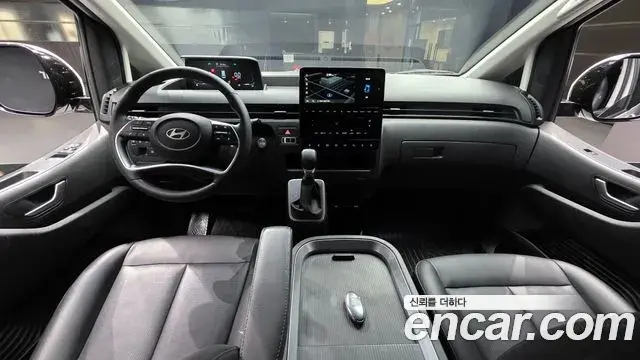 Hyundai Staria 2024 — Фото 7/20