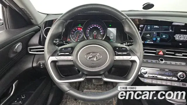 Hyundai Avante 2020 — Фото 11/20