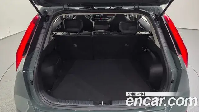 Kia Niro 2024 — Фото 20/20