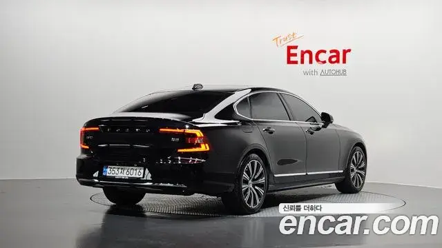 Volvo S90 2021 — Фото 2/20