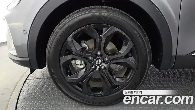 Renault Samsung Arkana 2025 — Şəkil 18/20