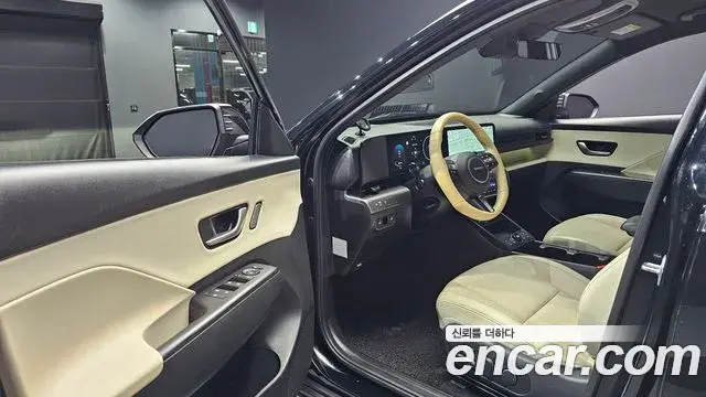 Hyundai Kona 2023 — Фото 10/20
