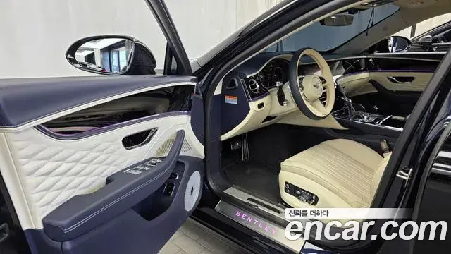Bentley Flying Spur 2021 — ფოტო 6/34