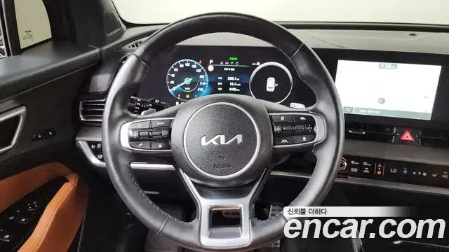 Kia Sportage 2023 — Фото 13/20