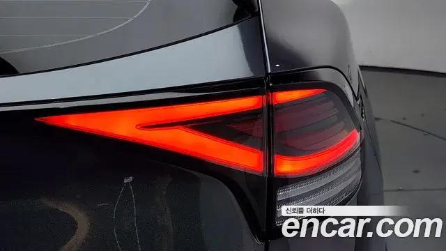 Kia Sportage 2023 — Şəkil 30/32