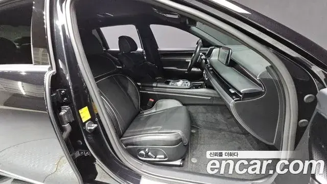 Genesis G90 2022 — Фото 11/20