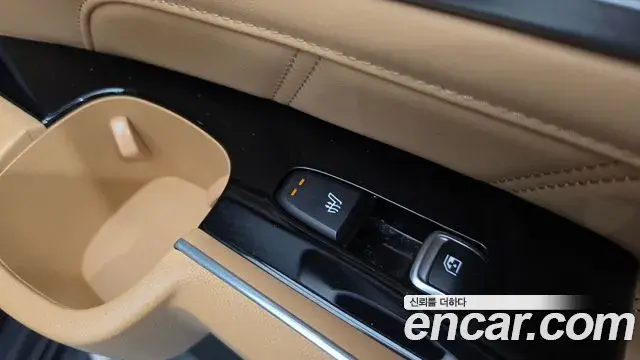 Kia Sorento 2022 — ფოტო 3/20