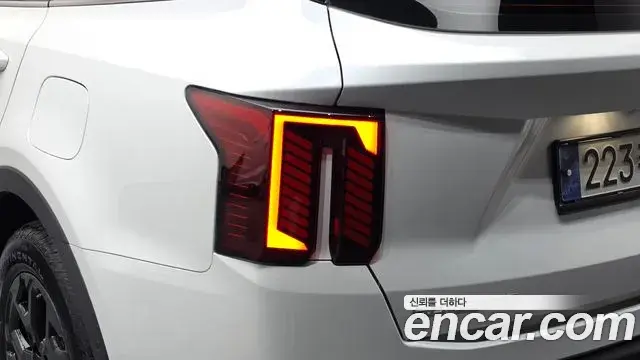 Kia Sorento 2024 — Photo 10/33