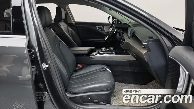 Kia K8 2023 — Photo 33/38