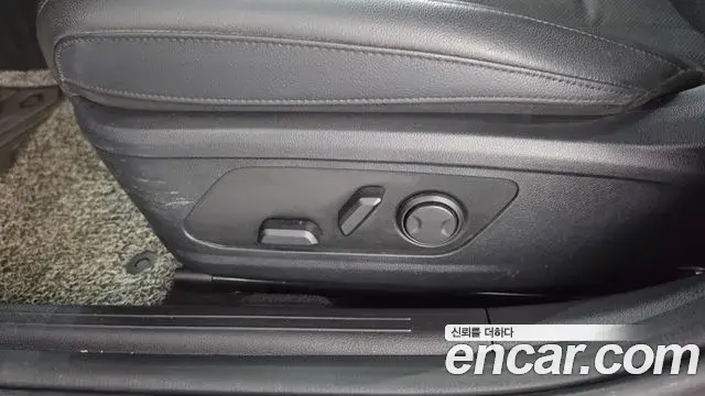 Kia K8 2023 — Photo 23/38