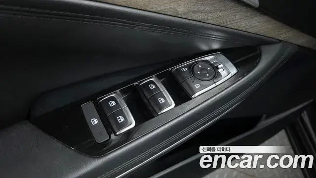 Kia K8 2023 — Photo 26/38