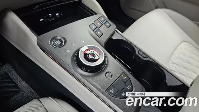 Kia Sportage 2025 — Photo 32/33