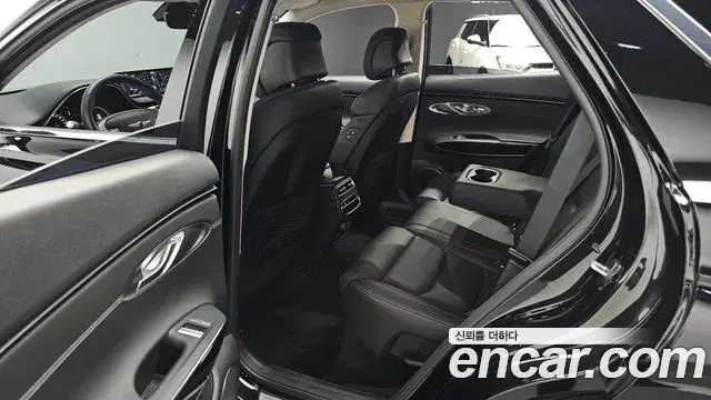 Genesis GV70 2022 — Photo 10/32