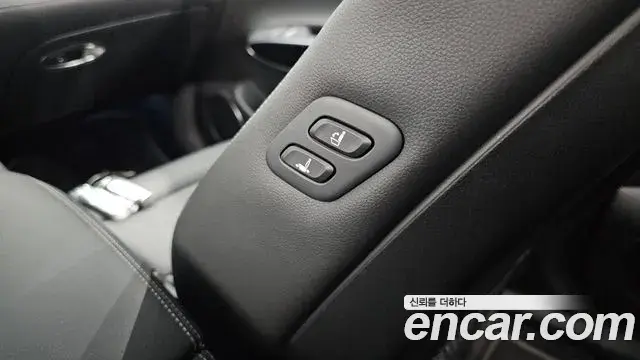 Genesis GV70 2022 — Photo 3/32