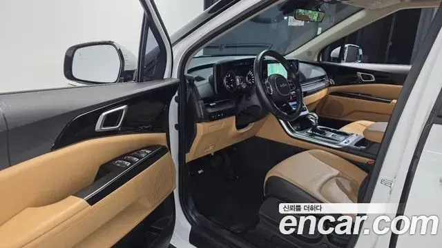 Kia Carnival 2022 — Фото 10/20