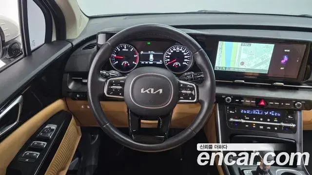 Kia Carnival 2022 — Фото 13/20