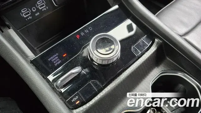 Jeep Grand Cherokee 2023 — Фото 9/20