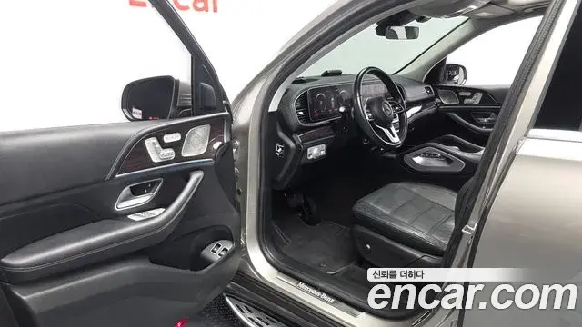 Mercedes-Benz GLE-Class 2021 — Фото 10/20