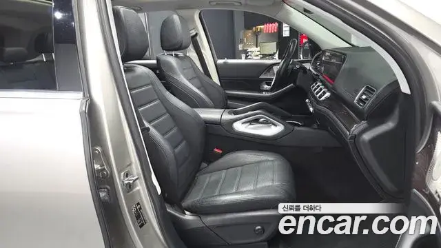 Mercedes-Benz GLE-Class 2021 — Фото 11/20