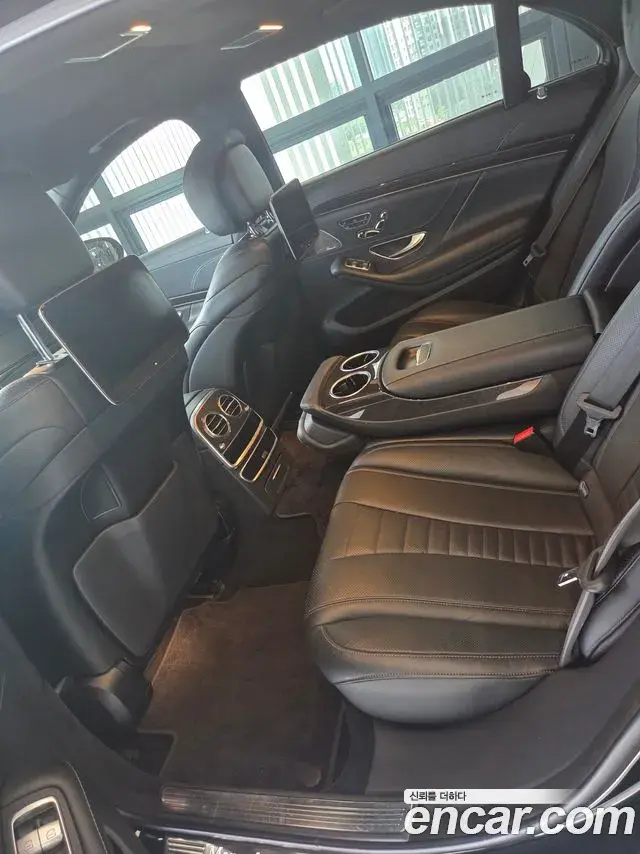 Mercedes-Benz S-Class 2018 — Фото 8/16