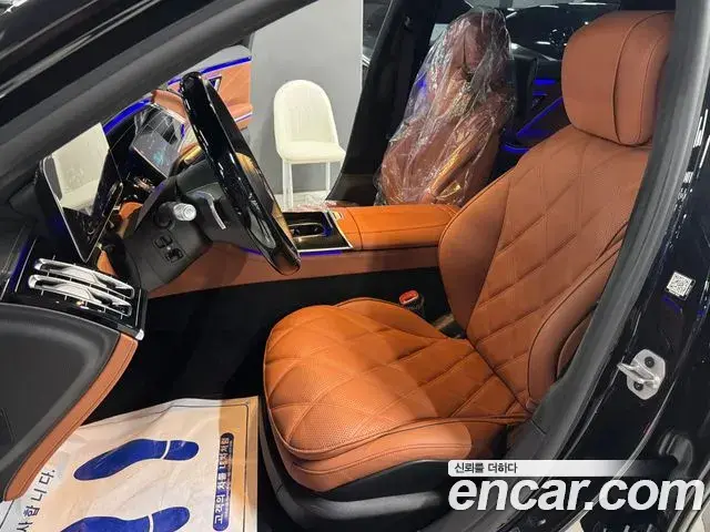 Mercedes-Benz S-Class 2023 — Фото 7/17