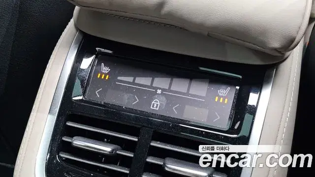 Volvo XC90 2026 — ფოტო 7/31