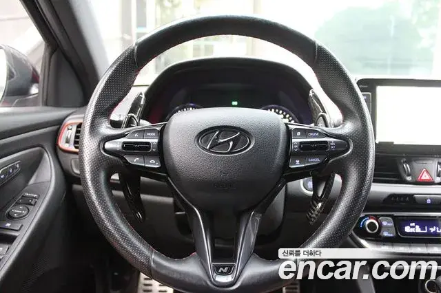 Hyundai i30 2020 — Фото 8/20