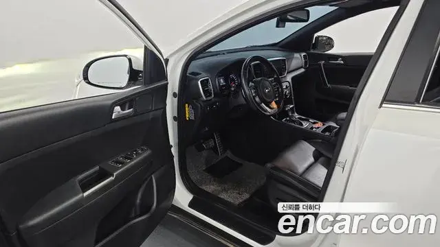Kia Sportage The Bold 2019 — Фото 10/20