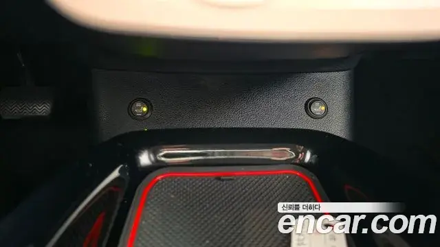 Toyota Prius 2018 — Şəkil 9/20