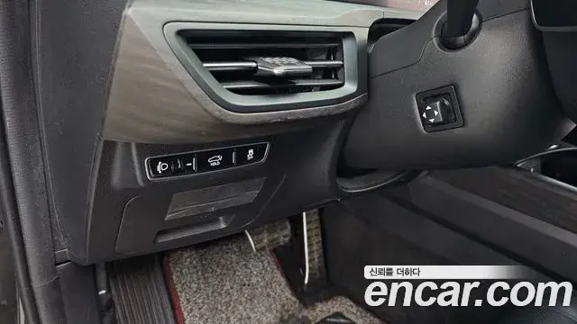 Kia K8 2022 — Şəkil 25/38