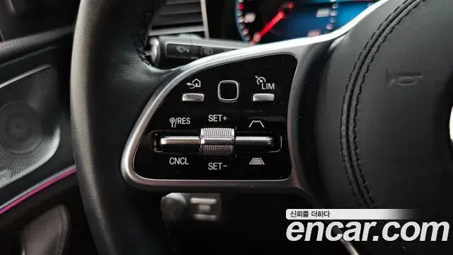 Mercedes-Benz GLE-Class 2022 — ფოტო 1/36