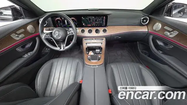 Mercedes-Benz E-Class 2023 — Фото 7/20