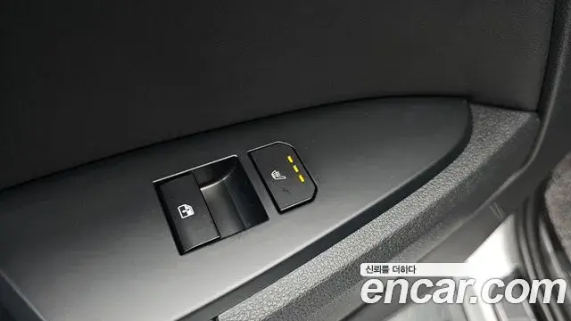 Kia Sportage 2025 — Photo 18/32