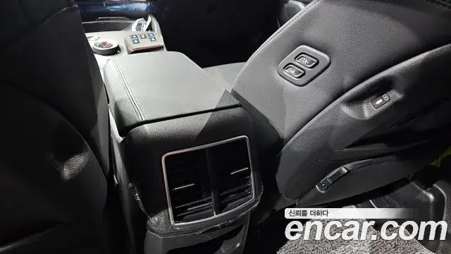 Kia Sportage 2025 — Photo 12/32
