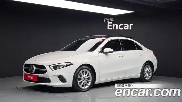 Mercedes-Benz A-Class 2020 — Фото 1/20