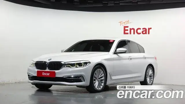 BMW 5 Series 2019 — Фото 9/20