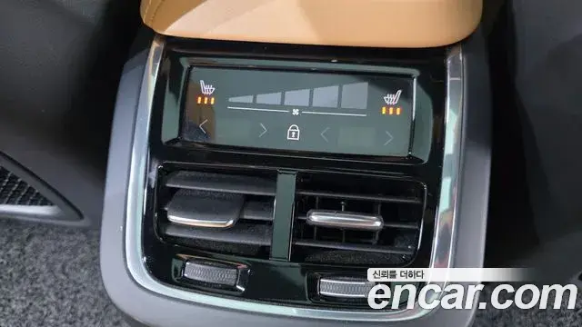 Volvo V60 Cross Country 2019 — Şəkil 20/35