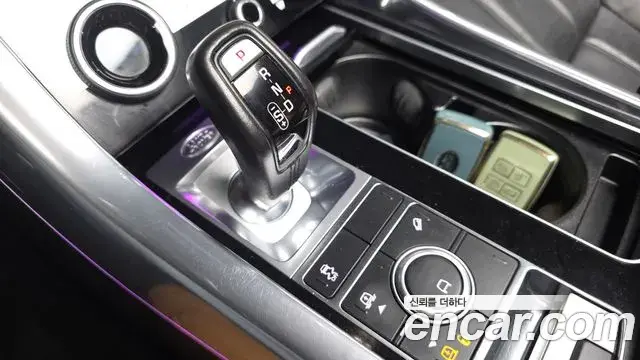 Land Rover Range Rover Sport 2019 — Şəkil 9/20