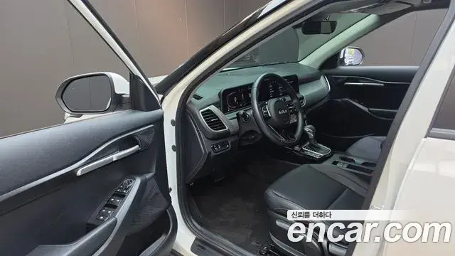 Kia Seltos 2024 — Photo 30/32