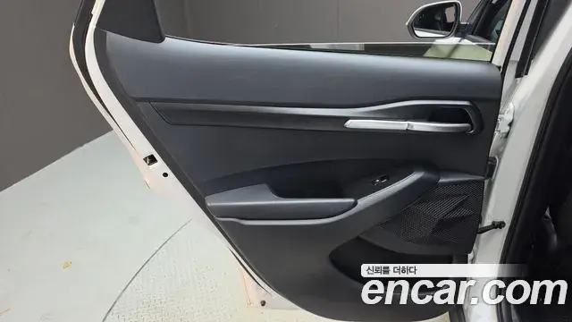 Kia Seltos 2024 — Photo 28/32