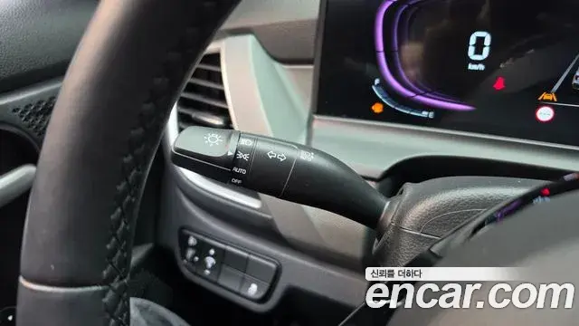 Kia Seltos 2024 — Photo 2/32