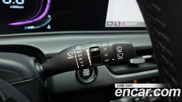 Kia Seltos 2024 — Photo 12/32