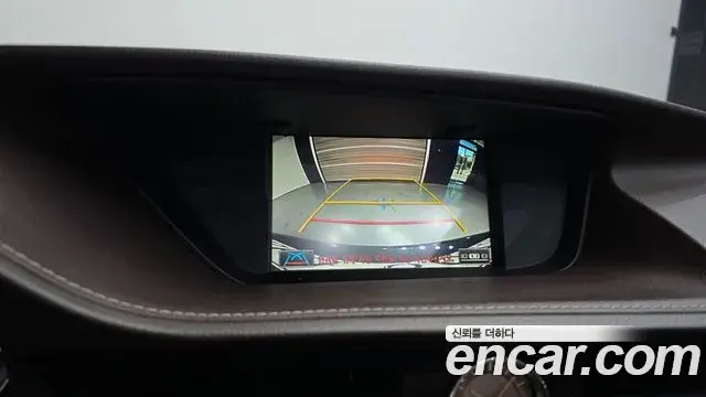 Lexus ES300h 2018 — Şəkil 16/32