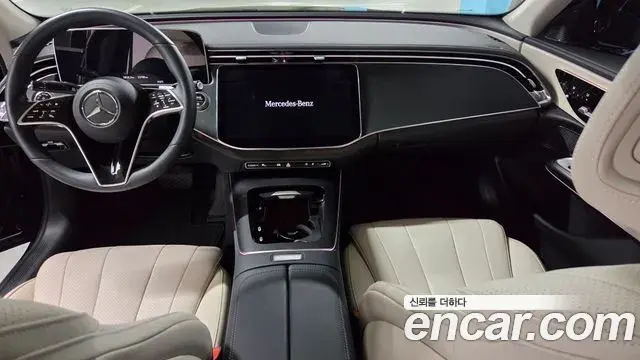 Mercedes-Benz E-Class 2025 — Фото 10/20