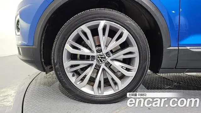 Volkswagen T-Roc 2022 — Şəkil 26/34