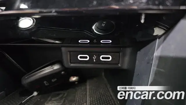 Volkswagen T-Roc 2022 — Şəkil 2/34